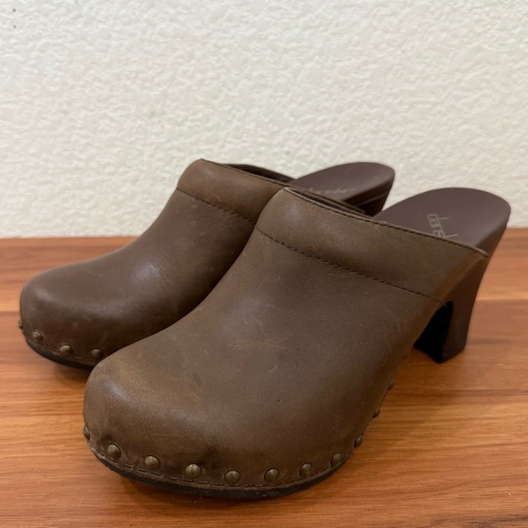 Dansko Shoes - DANSKO Rae Brown Leather Studded Wooden Heel Clogs Women’s Size 39 US 8.5-9